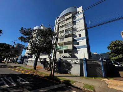 Apartamento com 2 Quartos à venda, 53m² no Zona 08, Maringá