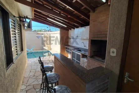 Casa com 2 Quartos à venda, 139m² no Vila Albertina, Ribeirão Preto