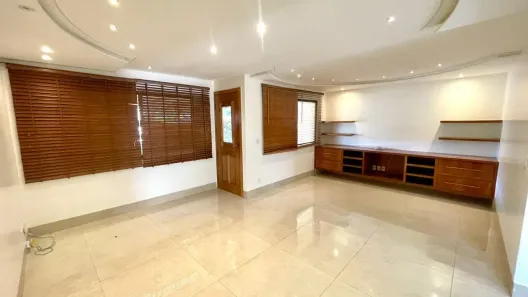 Casa de Condomínio com 3 Quartos à venda, 180m² no Condomínio Privê dos Girassóis, Goiânia