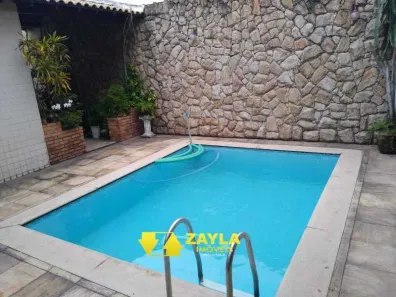 Casa de Condomínio com 3 Quartos à venda, 250m² no Irajá, Rio de Janeiro