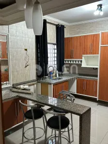 Sobrado com 3 Quartos para alugar, 270m² no Chora Menino, São Paulo