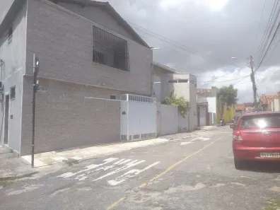 Sobrado com 6 Quartos à venda, 210m² no Tauape, Fortaleza