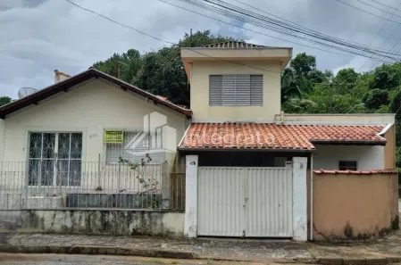 Casa com 2 Quartos à venda, 132m² no Vila José Carlos, Poços de Caldas