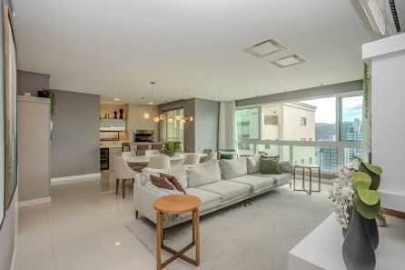 Apartamento com 4 Quartos à venda, 140m² no Centro, Balneário Camboriú