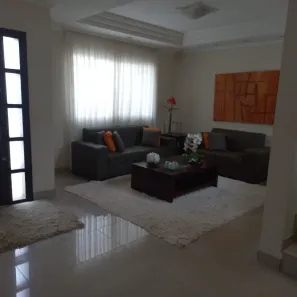 Casa com 5 Quartos à venda, 461m² no Santa Mônica, Uberlândia