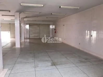 Ponto Comercial para alugar, 250m² no Lídice, Uberlândia