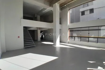 Ponto Comercial para alugar, 149m² no Coqueiros, Florianópolis