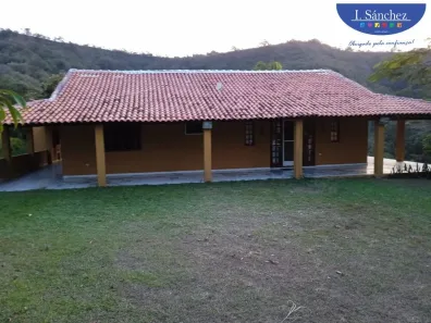 Fazenda/Sítio com 3 Quartos à venda, 44000m² no , Torre de Pedra