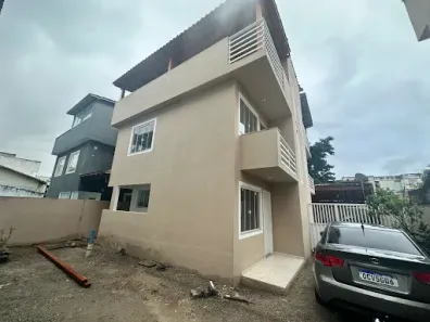 Casa com 2 Quartos à venda, 90m² no Maria Turri, Rio das Ostras