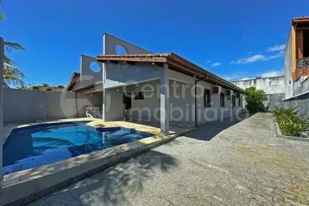 Casa com 4 Quartos à venda, 249m² no Estancia Sao José, Peruíbe
