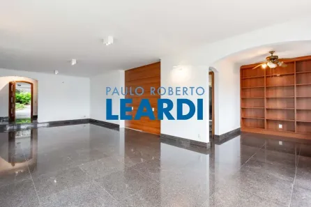 Casa com 3 Quartos à venda, 528m² no Pacaembu, São Paulo