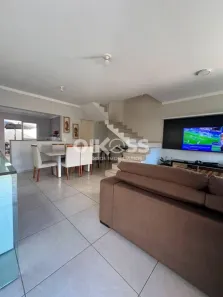 Sobrado com 3 Quartos à venda, 106m² no Loteamento Villa Branca, Jacareí