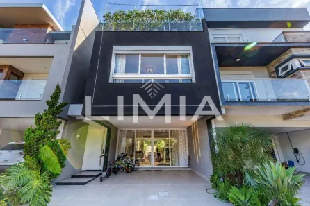Sobrado com 3 Quartos à venda, 380m² no Sarandi, Porto Alegre