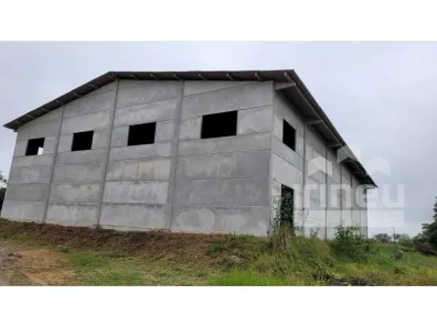 Galpão/Depósito/Armazém para alugar, 600m² no Porto Grande, Araquari