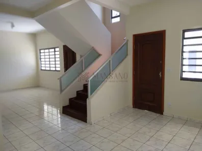 Casa com 3 Quartos à venda, 200m² no Jardim Bela Vista, Bauru