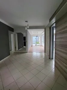 Casa de Condomínio com 3 Quartos para alugar, 150m² no Pedra do Descanso, Feira de Santana