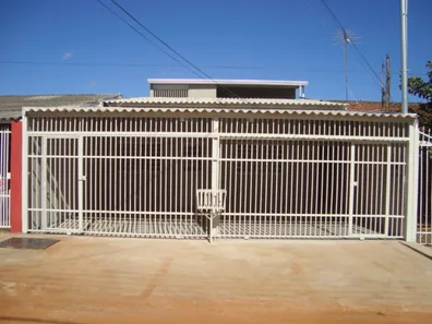 Casa com 2 Quartos para alugar, 70m² no Ceilândia Sul, Brasília