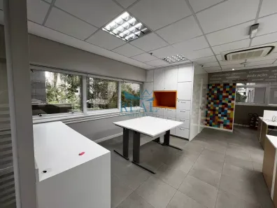 Prédio Comercial para alugar, 152m² no Itaim Bibi, São Paulo