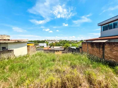 Lote/Terreno à venda, 300m² no Ponte Funda, Divinópolis
