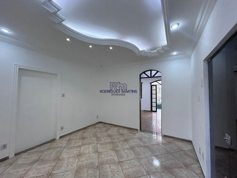 Casa com 2 quartos — Caiçaras, Belo Horizonte