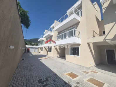 Casa de Condomínio com 4 Quartos à venda, 130m² no Engenho do Mato, Niterói