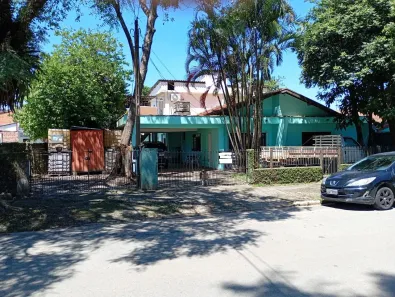 Casa com 3 Quartos à venda, 449m² no I.A.P.I., Osasco