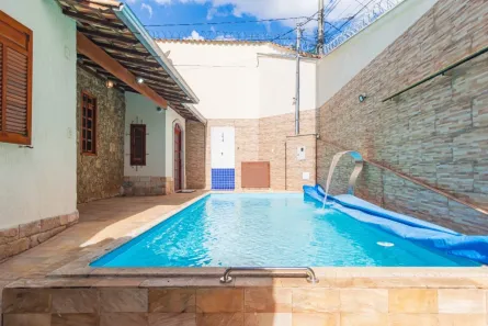Casa com 4 Quartos à venda, 210m² no Itapoã, Belo Horizonte