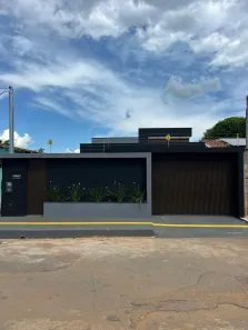 Casa com 3 Quartos à venda, 147m² no Jardim dos Buritis, Aparecida de Goiânia