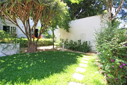 Casa com 3 Quartos à venda, 480m² no Pacaembu, São Paulo