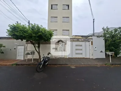 Apartamento com 2 Quartos para alugar, 50m² no Jardim Inconfidência, Uberlândia