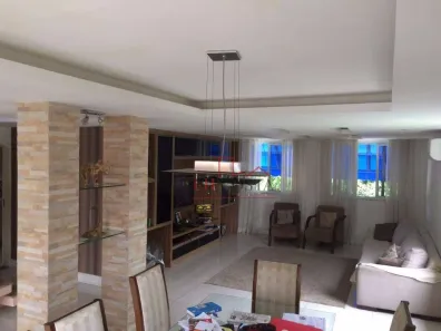Casa de Condomínio com 3 Quartos à venda, 234m² no Sapê, Niterói