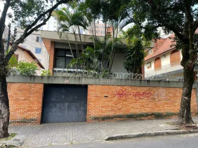 Imóvel Comercial com 3 Quartos à venda, 300m² no Serra, Belo Horizonte