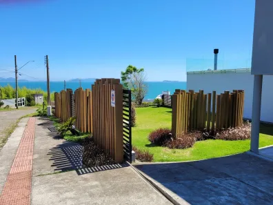 Casa com 3 Quartos à venda, 214m² no , Garopaba