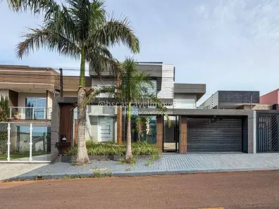 Sobrado com 3 Quartos à venda, 320m² no Pioneiros Catarinenses, Cascavel