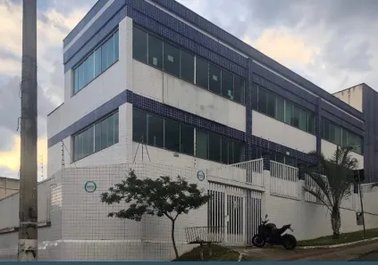 Prédio Comercial com 8 Quartos para alugar, 580m² no Santa Efigênia, Belo Horizonte