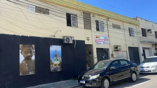 Casa com 3 Quartos à venda, 650m² no Genibaú, Fortaleza