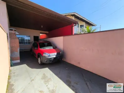Casa com 3 Quartos à venda, 200m² no Centro, Peruíbe