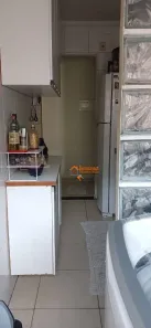 Apartamento com 3 Quartos à venda, 56m² no Vila São Carlos, Itaquaquecetuba