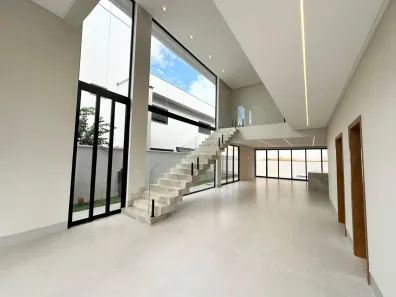 Sobrado com 5 Quartos à venda, 389m² no Jardins Valência, Goiânia