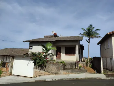 Casa com 3 Quartos à venda, 325m² no Cruzeiro do Sul, Criciúma