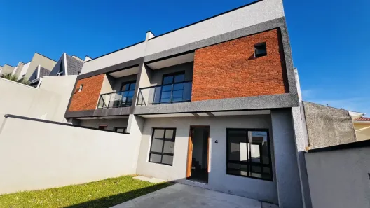 Sobrado com 3 Quartos à venda, 105m² no Xaxim, Curitiba