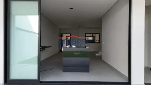 Casa com 3 Quartos à venda, 157m² no Loteamento Villa Branca, Jacareí