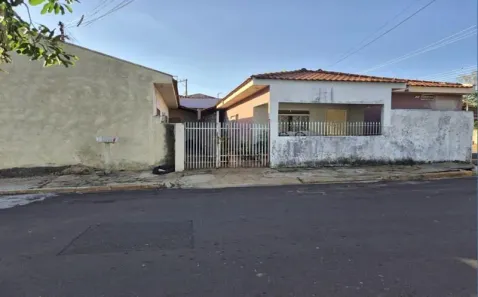 Casa com 2 Quartos à venda, 165m² no Jardim Estoril, Presidente Prudente