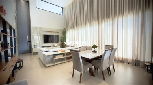 Casa de Condomínio com 4 Quartos à venda, 240m² no Jardim Sul, Uberlândia