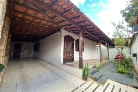 Casa de Condomínio com 4 Quartos à venda, 255m² no Santa Mônica, Belo Horizonte