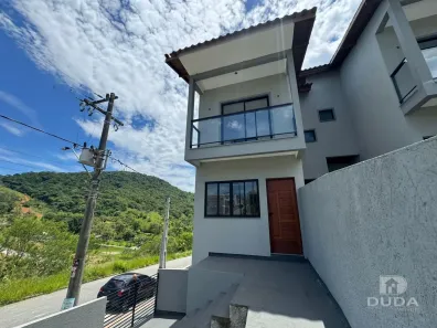 Sobrado com 2 Quartos à venda, 79m² no Bela Vista, Palhoça