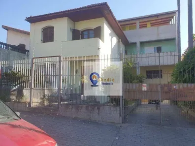 Sobrado com 4 Quartos à venda, 673m² no Vila São Geraldo, São Paulo