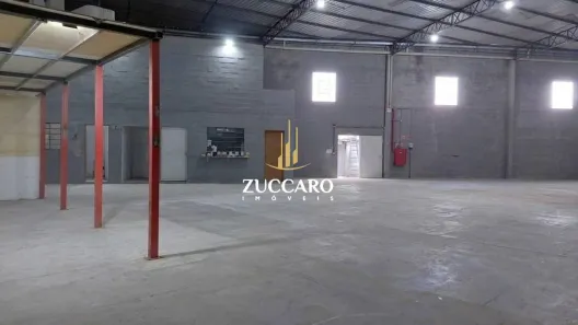 Galpão/Depósito/Armazém para alugar, 1100m² no Água Azul, Guarulhos