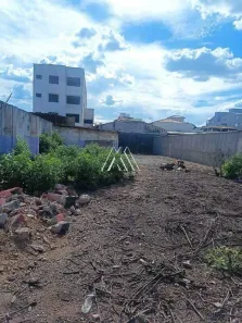 Lote/Terreno para alugar, 560m² no Centro, Itaúna