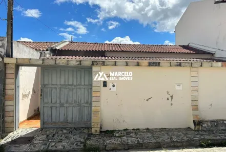 Casa com 2 Quartos à venda, 100m² no Candeias, Vitória da Conquista